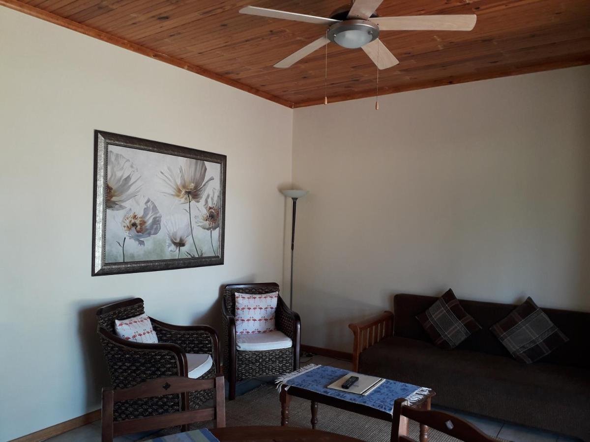 Culdesac Guesthouse Oudtshoorn Exteriör bild