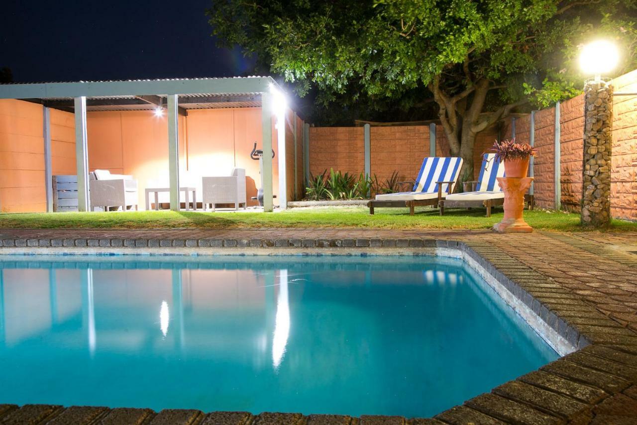 Culdesac Guesthouse Oudtshoorn Exteriör bild